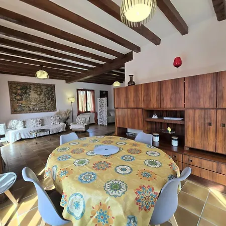 Maison Avec Animaux, Parking - 4 Pers. - Fr-1-616-555 Holiday home Alles-Sur-Dordogne