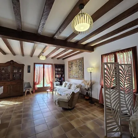 Maison Avec Animaux, Parking - 4 Pers. - Fr-1-616-555 Holiday home Alles-Sur-Dordogne